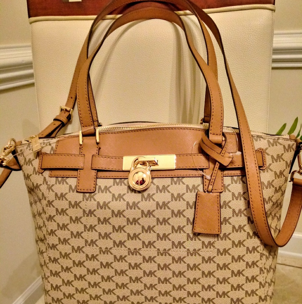 🆕 Michael Kors Handbag